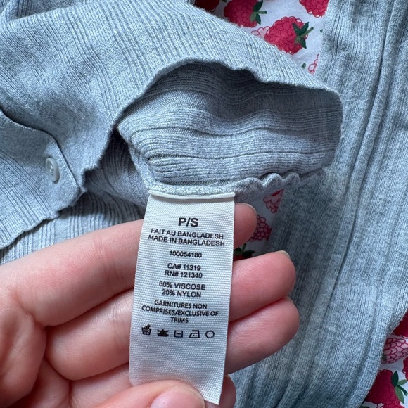 Garage Light Gray Ribbed Button-Up Top - Picture 3 of 3